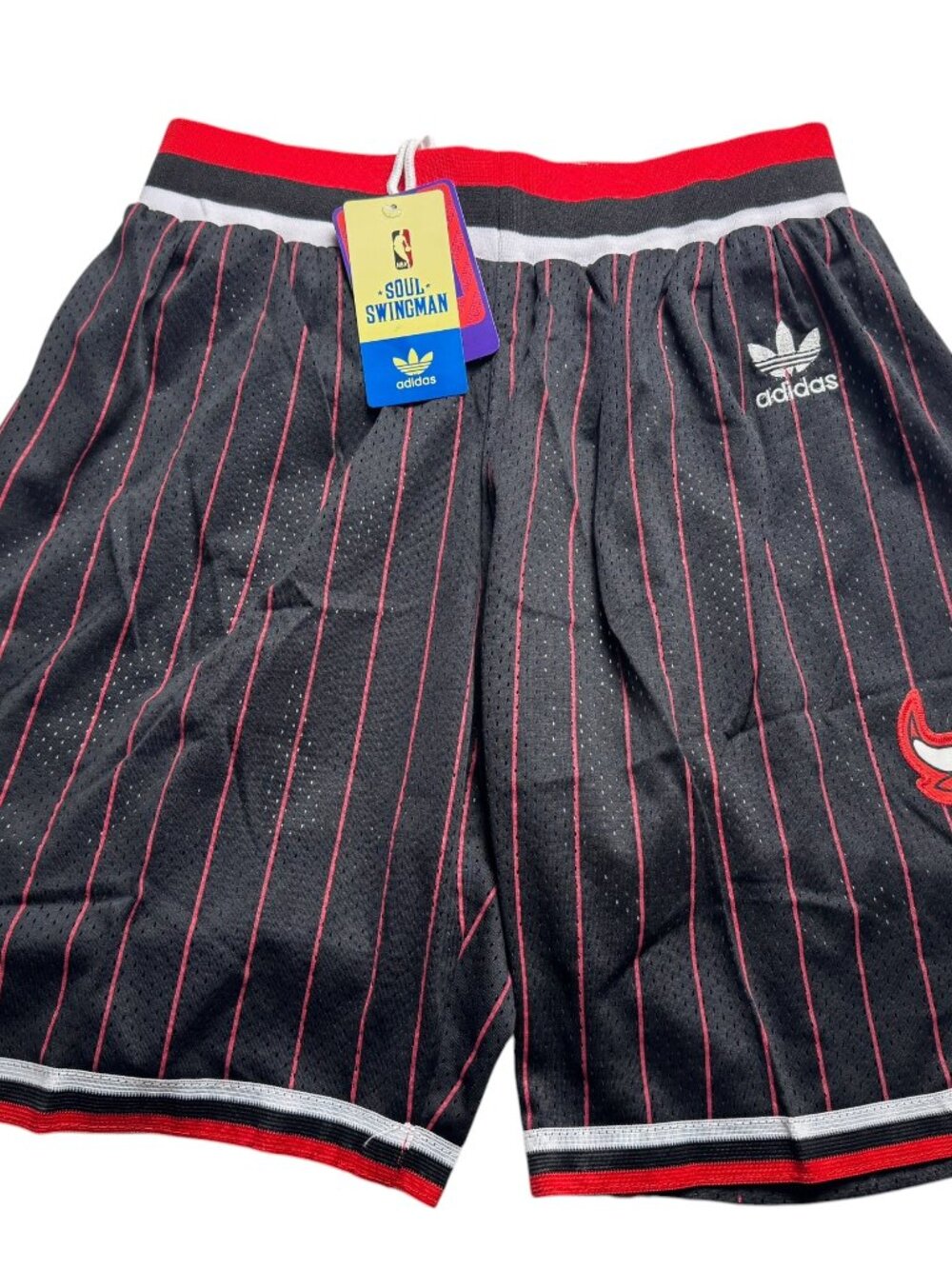 Adidas Chicago Bulls Soul Swingman Shorts Men's M Black Pinstripe NBA NWT